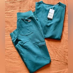 Figs Caribbean Blue Set (XS) NWT